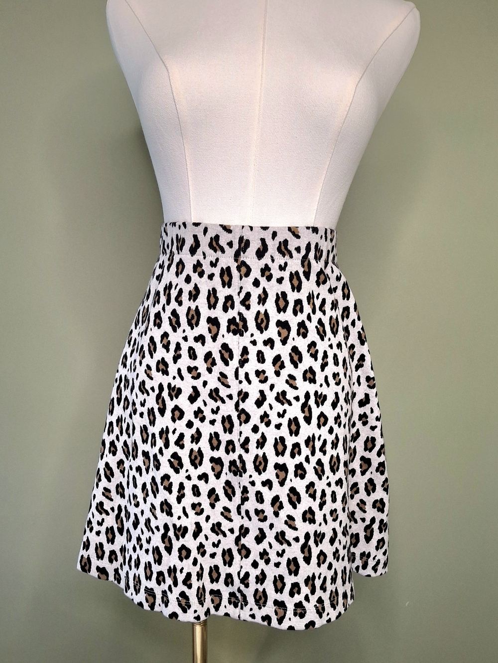 LOFT Leopard Print Mini Skirt Size L Neutral Animal Print A-Line Casual